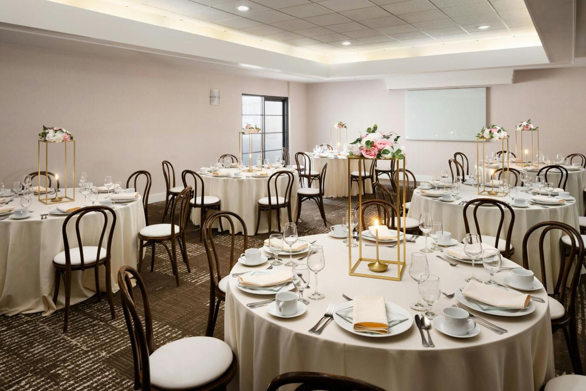 Courtyard By Marriott Los Angeles Pasadena Old Town Luaran gambar
